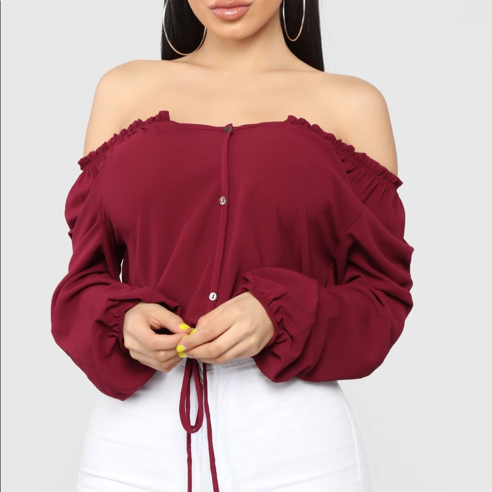 FASHION NOVA women’s top size M